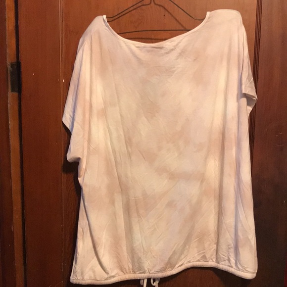 Relaxing tee for Sun and Fun - Picture 3 of 6